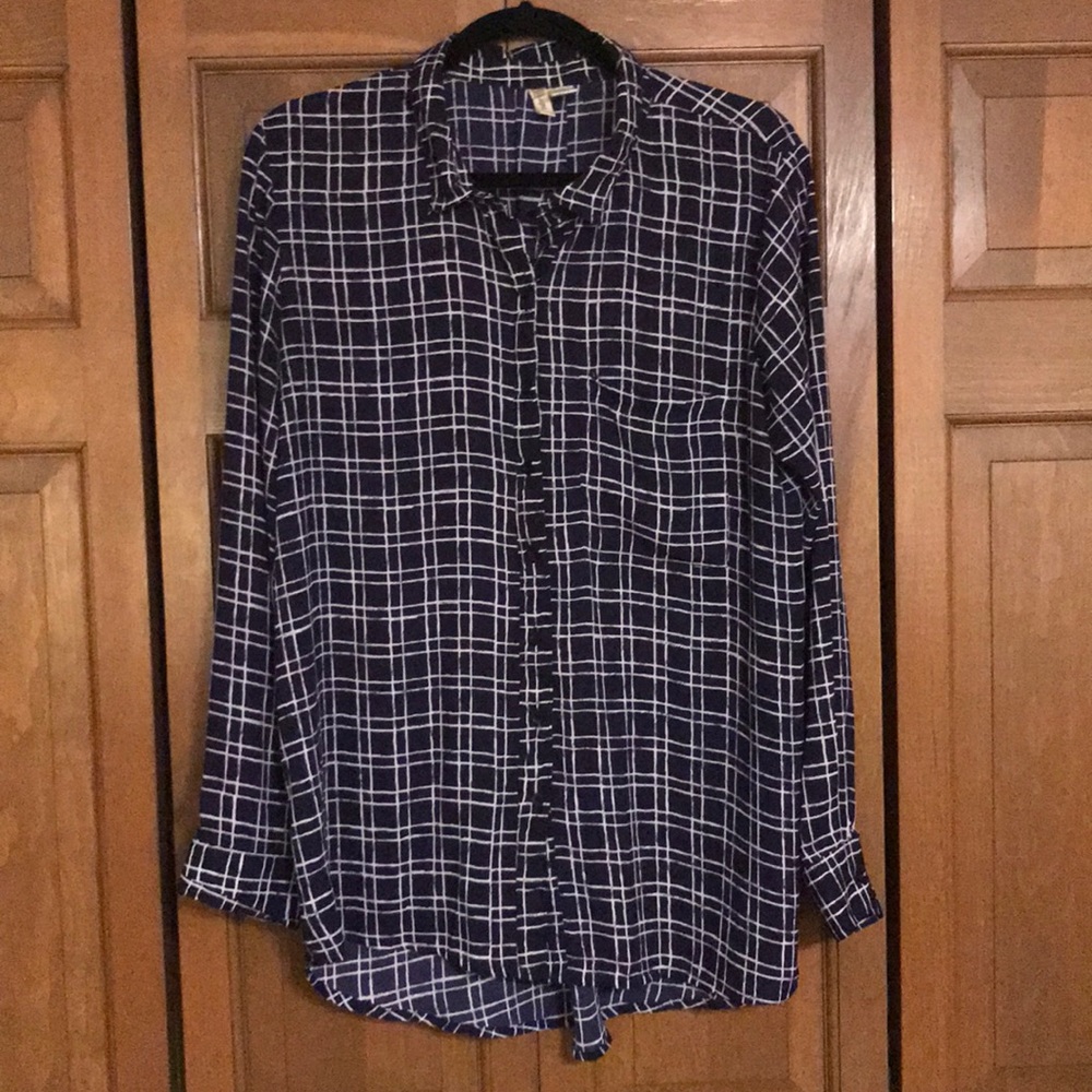 Long Sleeve Navy and White Blouse!